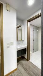 Lakeville (D22), Condominium #587579401